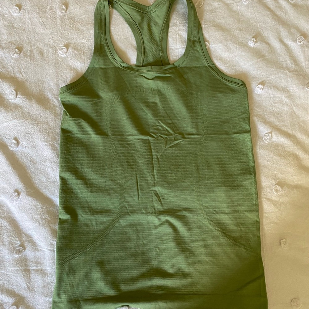 Lululemon Swiftly Tech Racerback Tank Top 2.0